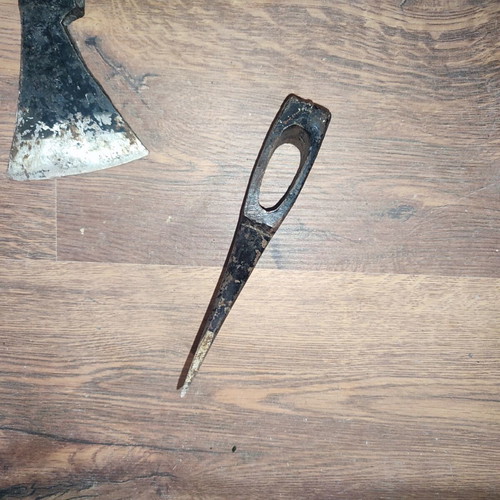 Vintage axe head used, 600 or 800 grams, possibly German