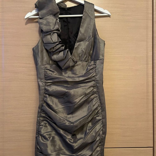 Mini dress olive new, size 6