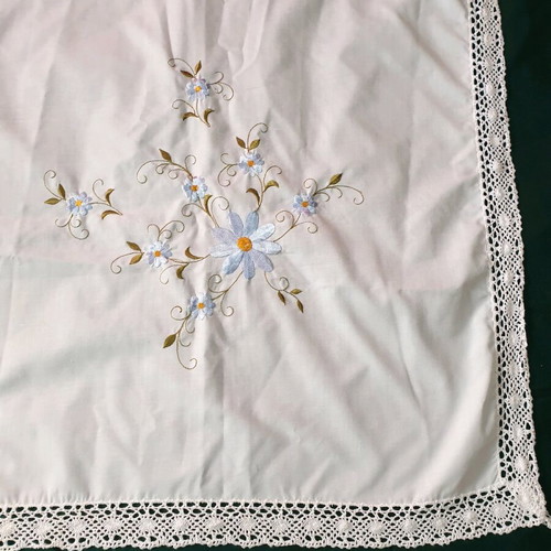 Vintage white tablecloth with floral embroidery and lace trim, 117x115cm
