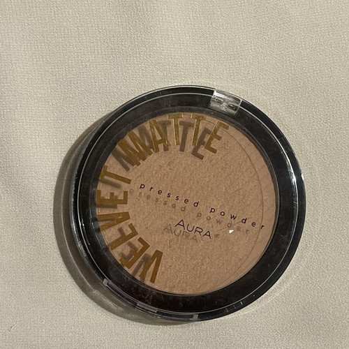Velvet Matte Compact Pressed Powder like new