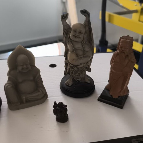 Buddhist figurines like new, Asian, made of various materials