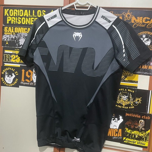 T shirt UFC Venum like new, size M compression