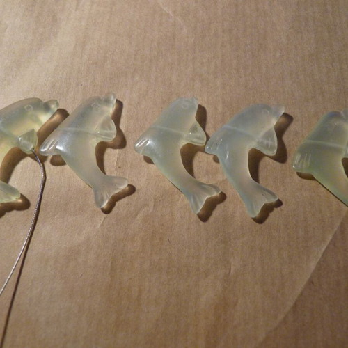 Semi-precious stones jade green carved, pack of 5, new