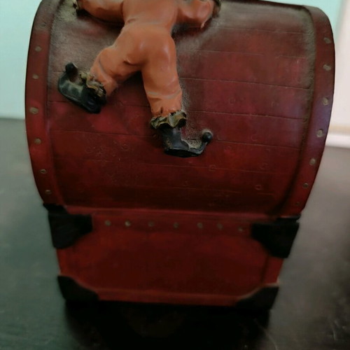 Decorative vintage item like new with sound