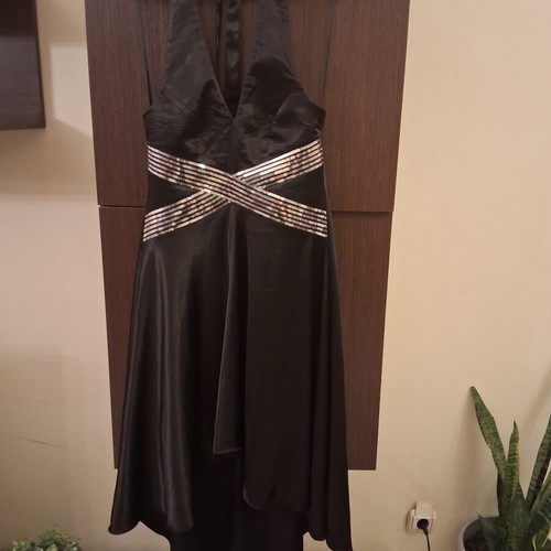 Evening dress size 40 satin texture, like new, black