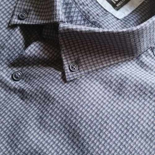 Arezzo dress shirt XL/45 embossed pattern like new, gray and blue
