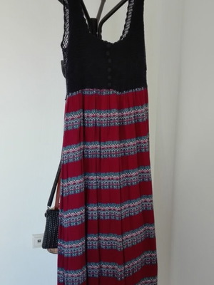 Attrativo μάξι crochet φόρεμα σαν καινούργιο, μαύρο και κόκκινο