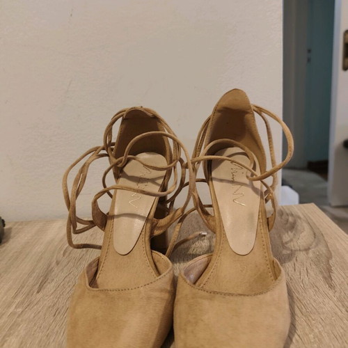 Envie Shoes sandals size 37 used, beige with ankle laces
