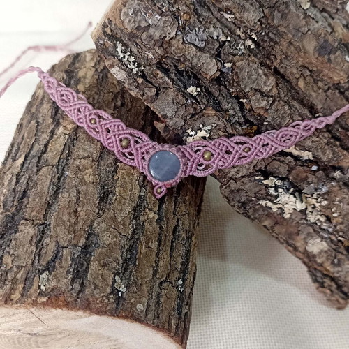 Macrame pink necklace handmade, new with semi-precious stone