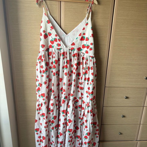Karavan dress like new with belt, white and red