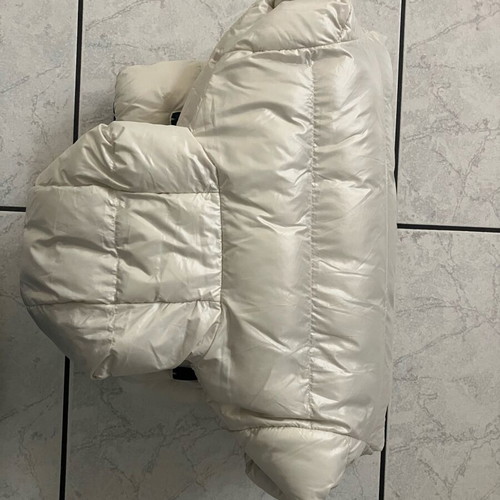 Puffer jacket with hood Small like new, white, warm