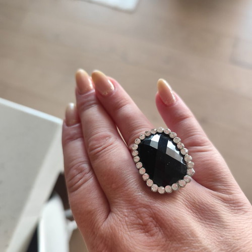 Black ring with black stone and strass adjustable, like new