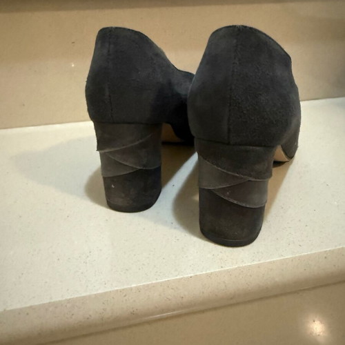 Kalogirou pumps like new, anthracite color, size 38