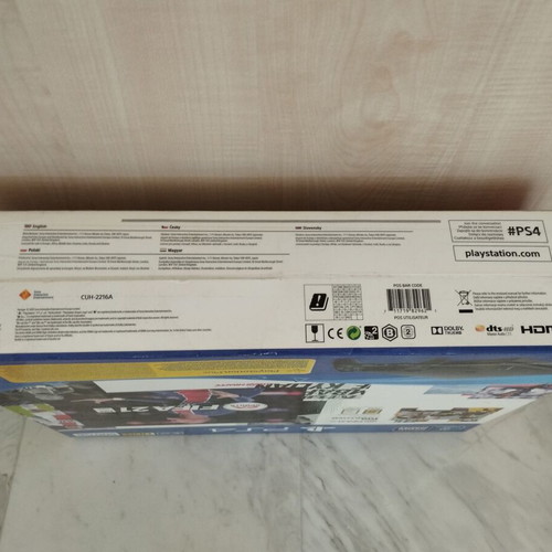 PlayStation 4 Slim 500GB σαν καινούργιο με The Crew Motorfest και 2 χειριστήρια