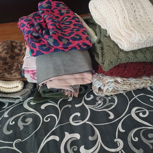 Winter accessories new, scarves gloves hats and ribbons