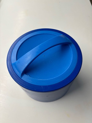 Food container used, functional for microwave oven