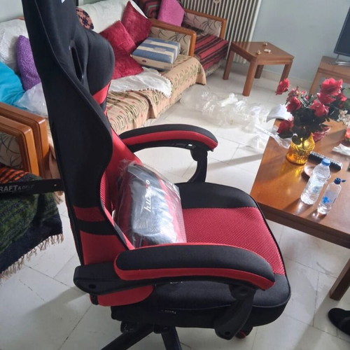 Huzaro Force 4.4 Gaming Chair Slightly Used
