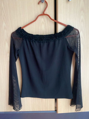 Top shirt new with transparent sleeves black size M