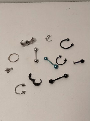 Piercing earrings set used with various designs and sizes