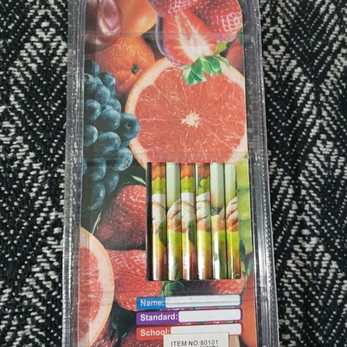 Pencils new, pack of 33 with sharpener and grip