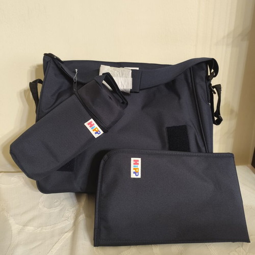 HIPP Changing Bag Set new with insulated bottle holder and changing mat