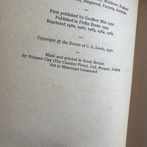 The Chronicles of Narnia vintage book set, C.S. Lewis, Puffin Books 1964-1965