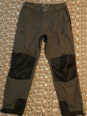 Pinewood pants used, sizes L/40/12 and XL/42/14