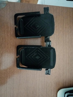 Mobile phone holder used without mount