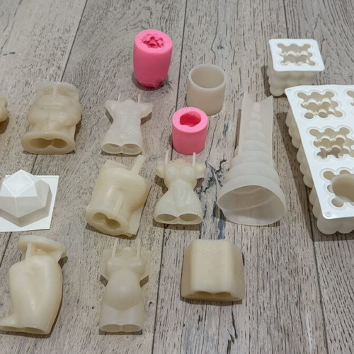 Candle molds like new