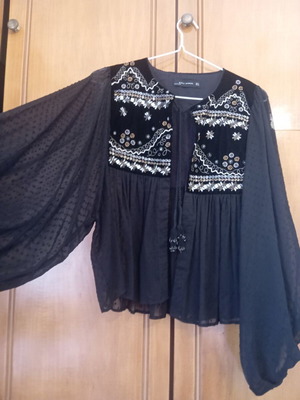 Zara women's clothes like new