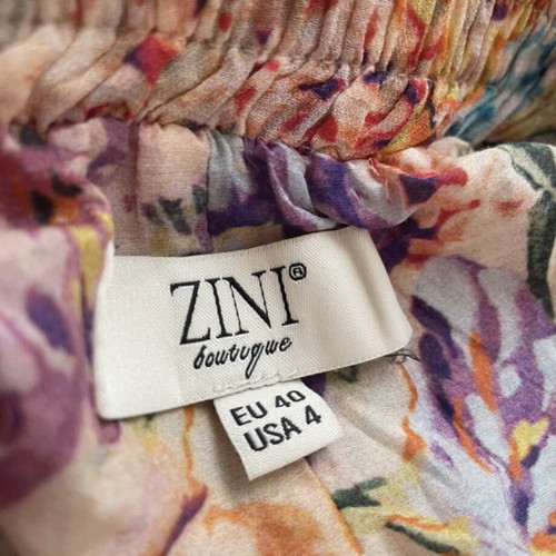 Zini skirt-shorts medium, like new, colorful