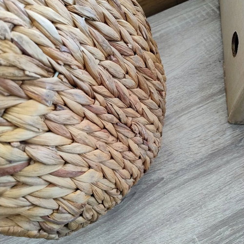 Woven fruit basket used, 35x31x8 cm