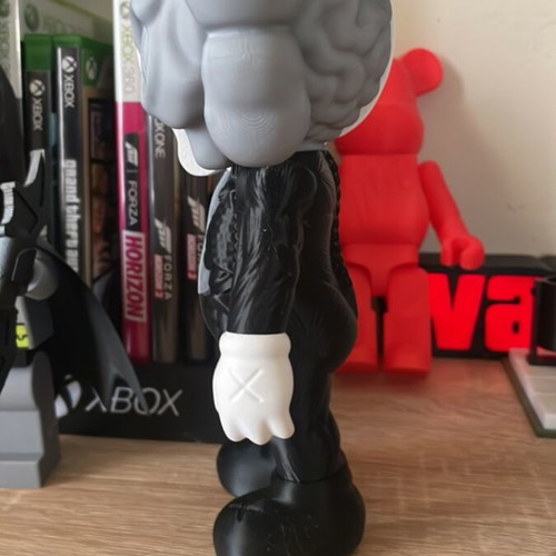 Kaws Pop figure 20cm new