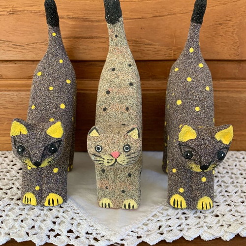 Decorative cat set of 3 new, handmade, wood with colored sand
