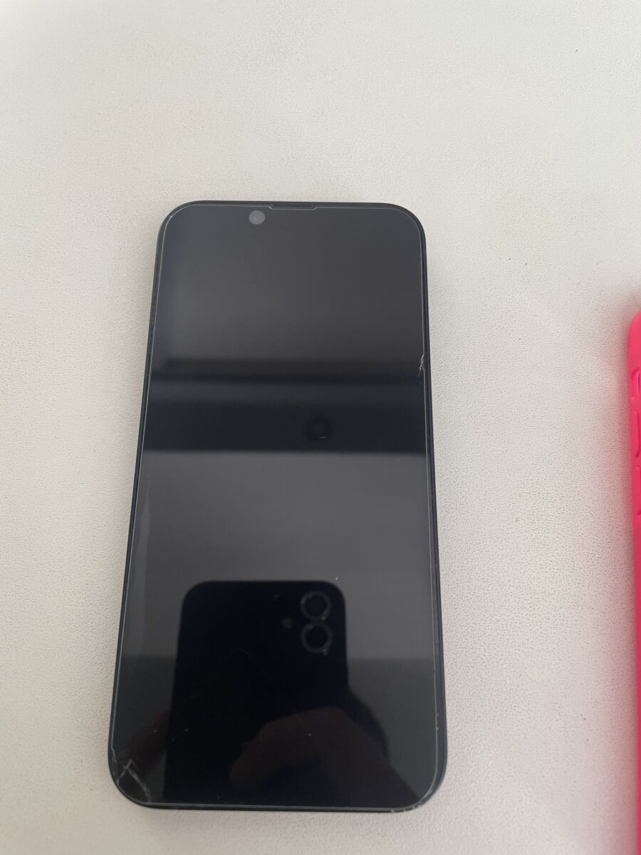 iPhone 14 black 128GB like new with 86%… - € 290,00 - Vendora.cy