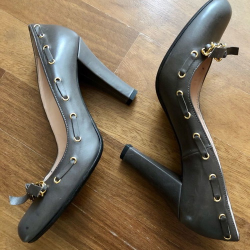 Feng Shoe gray leather pumps used, size 39