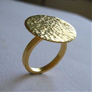 Σφυρήλατο Δαχτυλίδι Χρυσή Απόχρωση