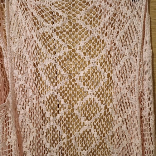 Knitted vest like new, pink with fringes