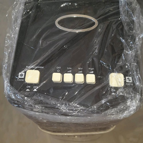 Air-cooler with ice packs like new