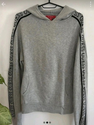 Guess original sweatshirt small like new authentic