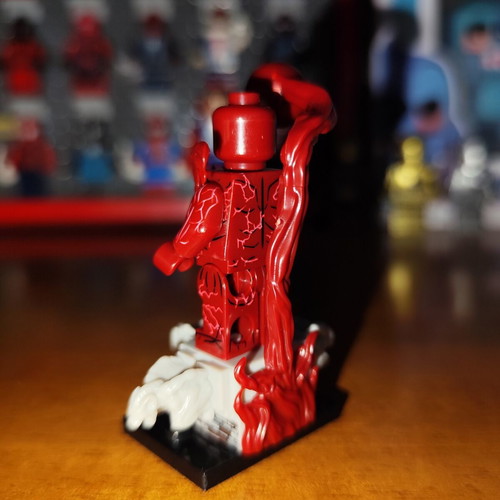 Lava Symbiote figure like new with base and symbiote effect
