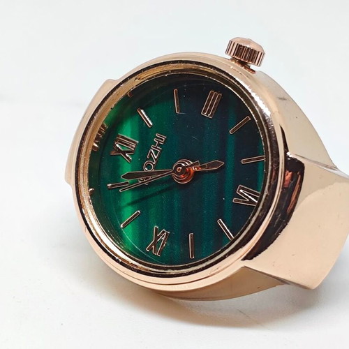 Bozhi Ring Watch with Green Dial and Gold Bracelet new
