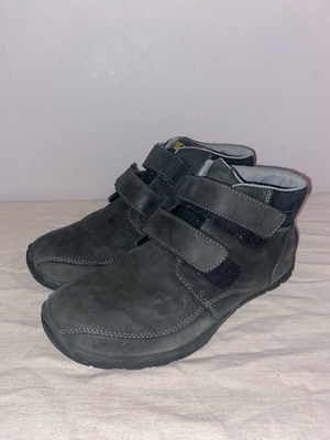 CAT kids boots used, leather, size 39