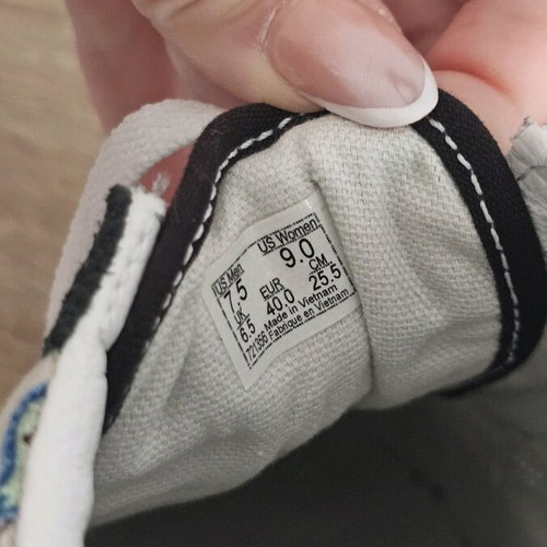 Vans γυναικεία παπούτσια νούμερο 40 σαν καινούργια, μαύρο και άσπρο