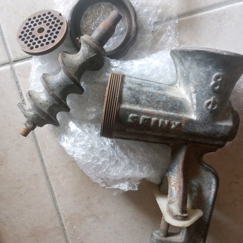 Vintage meat grinder used, iron manual kitchen tool