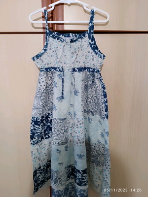 Dress used for 6 years old, height 122-128 cm