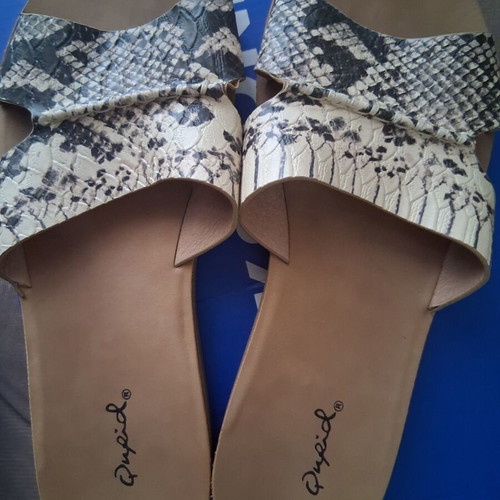 Qupid slides snake print like new, size 39, beige