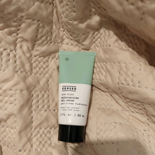 Versed Dew Point gel-cream new with green tea and hyaluronic acid