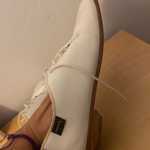 Capezio men's white leather shoes like new, size 42.5