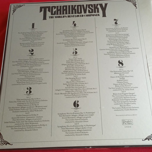 Tchaikovsky vinyl box set mint condition, 8 LPs Reader's Digest 1983